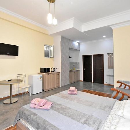 Modern Apartments And Tours Erivan Exterior foto