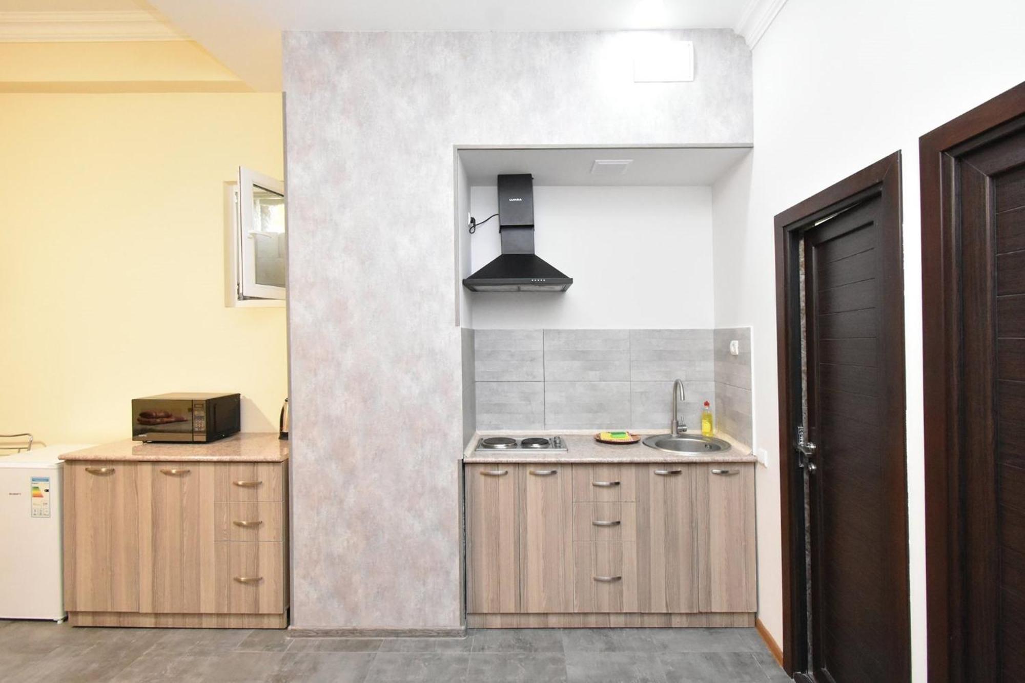 Modern Apartments And Tours Erivan Exterior foto